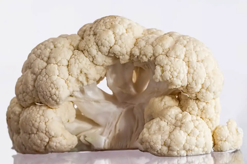 Preparation of Cauliflower for cooking in air fryer