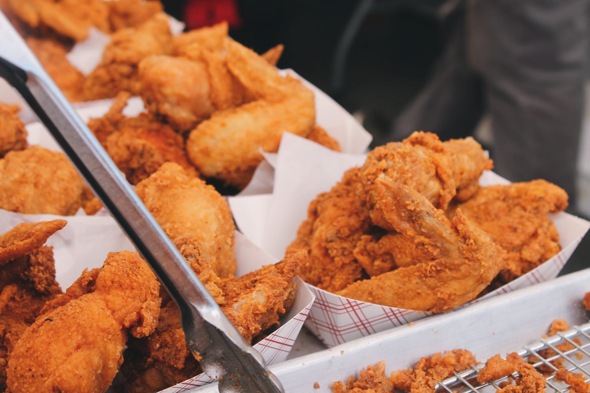 How long do you cook frozen chicken wings in an air fryer