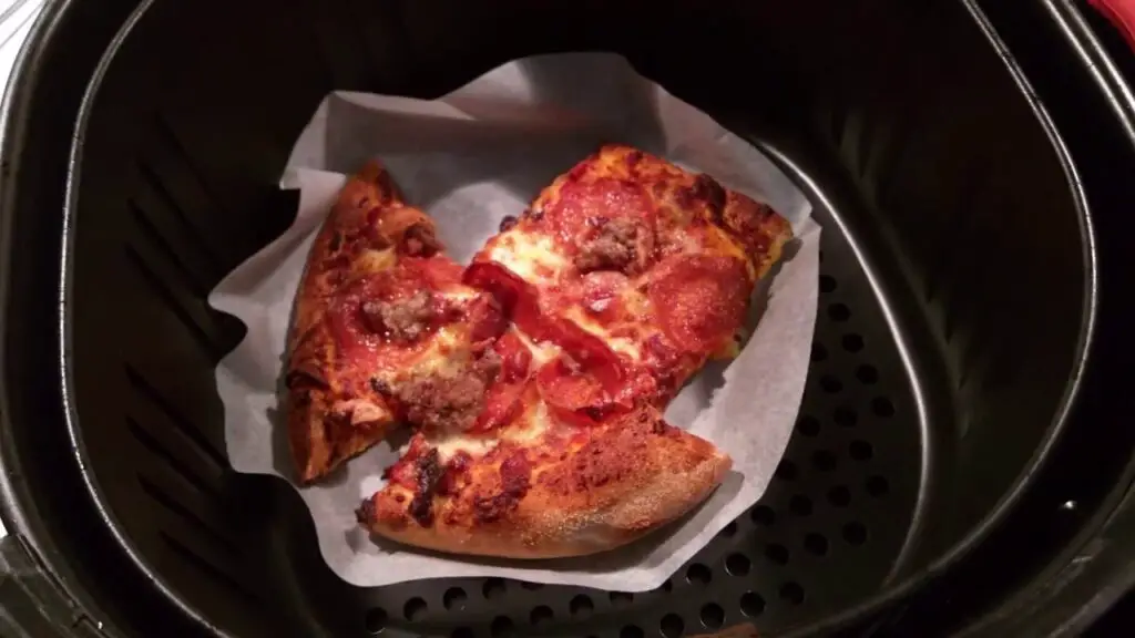 reheat a pizza using an air fryer