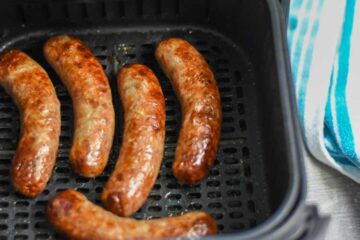 How to Cook Brats in Air Fryer