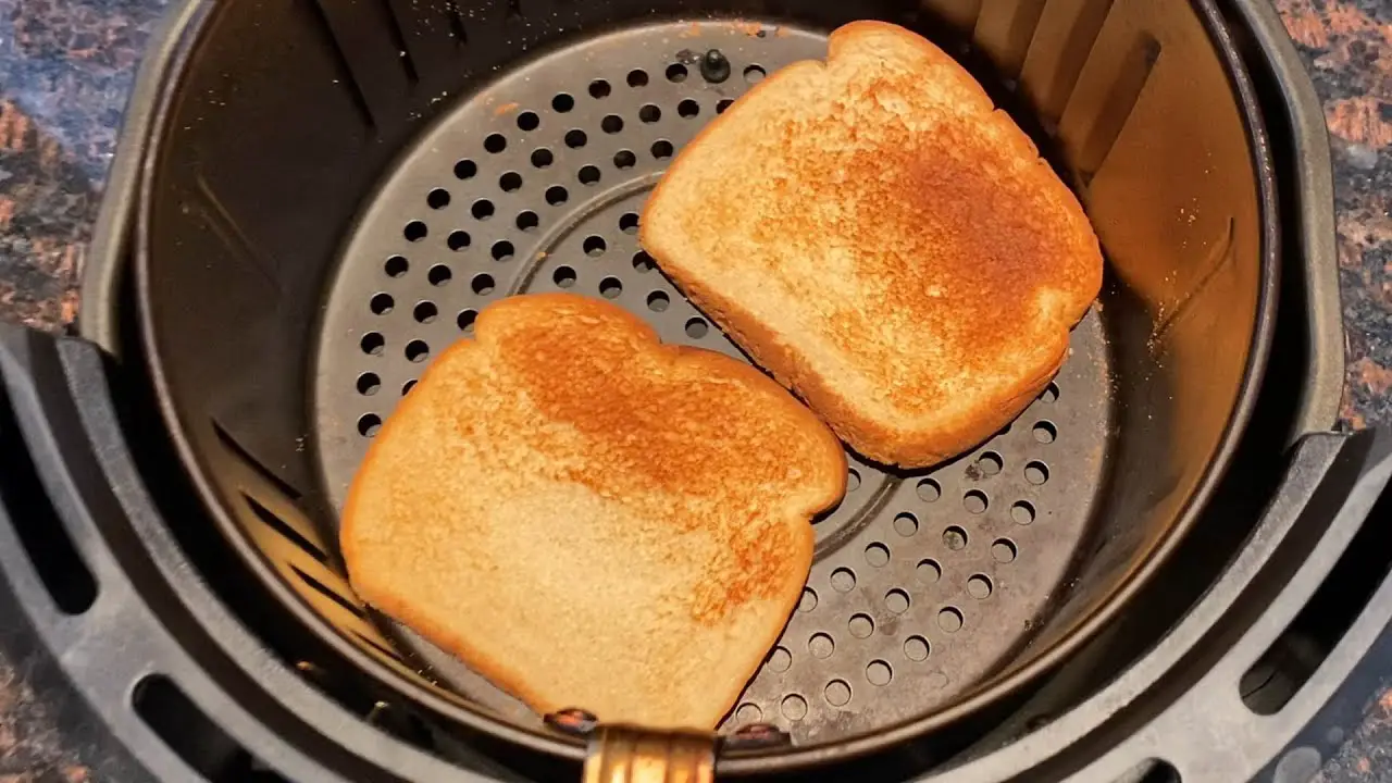 Can you make toast in an air fryer let s find out bestairfryerhub